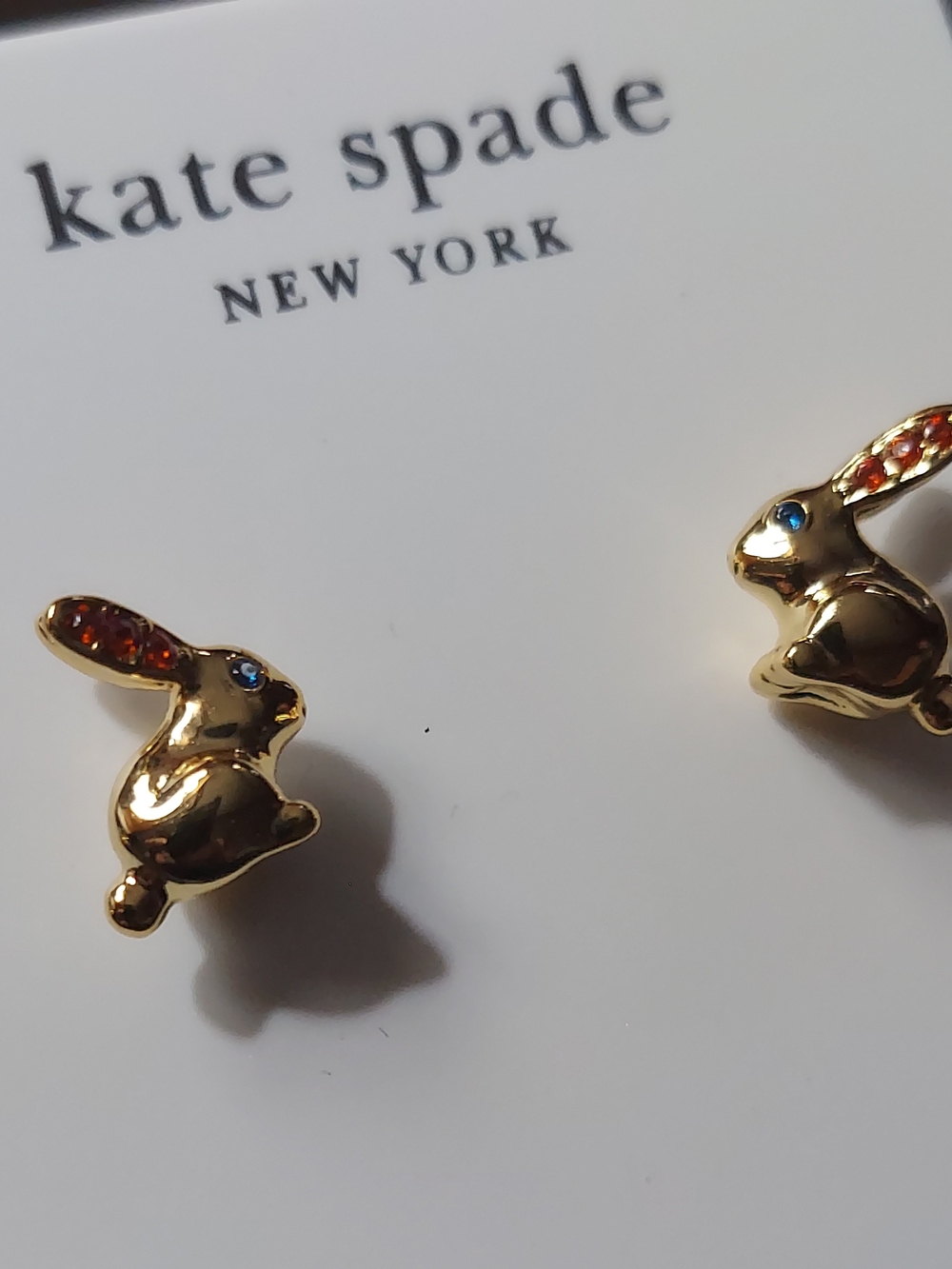 Kate Spade gold-tone bunny pendant necklace with red crystal accent & Earrings - Picture 3 of 4